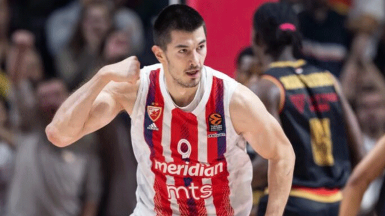 Μπάσκετ: Νέο πολυετές συμβόλαιο υπέγραψε στον Ερυθρό Αστέρα ο Λούκα Μίτροβιτς