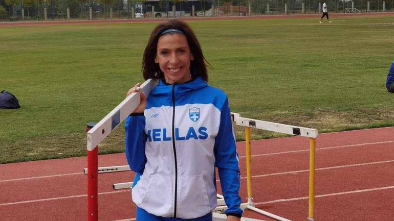 Η 56χρονη που δεν …σταματά σε κανένα εμπόδιο κατακτά διακρίσεις σε όλο τον κόσμο