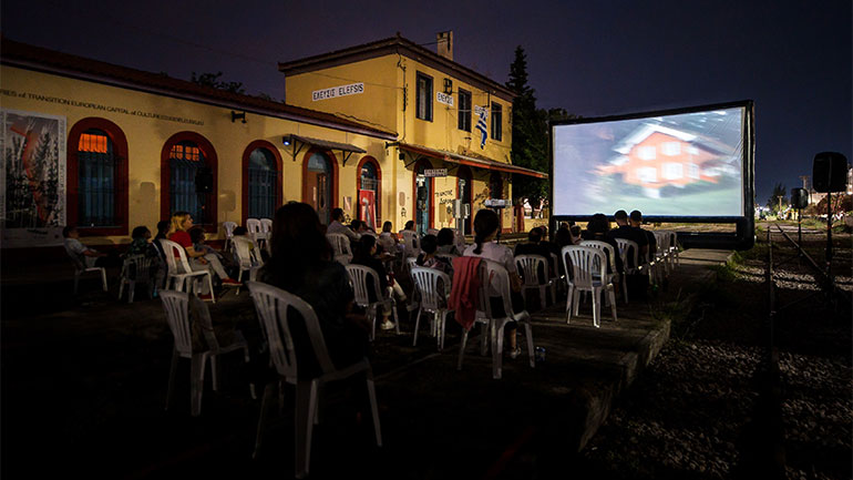 Μυστήριο 168: Ένας κινητός ηλιακός κινηματογράφος ταξιδεύει στη Δυτική Αττική