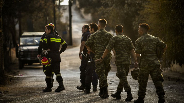 Στη μάχη αντιμετώπισης των πυρκαγιών οι Ένοπλες Δυνάμεις – Σε εφαρμογή το σχέδιο «Δευκαλίων»