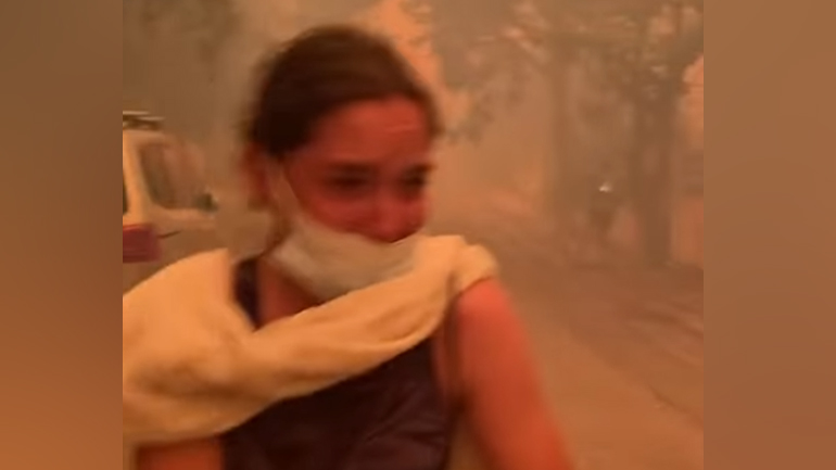 Συγκλονιστικό βίντεο από την «πύρινη κόλαση» στη Σαρωνίδα