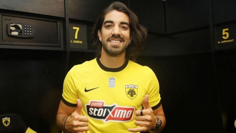 Πισάρο: «Θέλω να σηκώσω τρόπαια με τη φανέλα της ΑΕΚ»