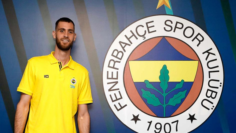 Παπαγιάννης: «Δεν αλλάζουν τα συναισθήματά μου για τον Παναθηναϊκό, ήθελα μία αλλαγή στην καριέρα μου»