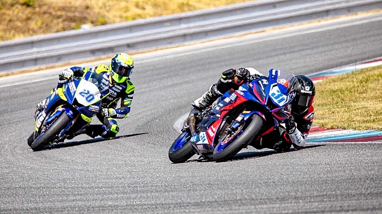 Τρομερός ο Ντίνος Mαυρόπουλος #31, με δύο νίκες στην Τσεχία