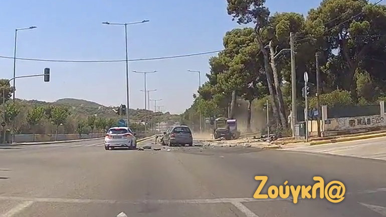 Συγκλονιστικό βίντεο από σοβαρό τροχαίο στη Λ. Μαραθώνος με δύο νεκρούς Συγκλονιστικό βίντεο από σοβαρό τροχαίο στη Λ. Μαραθώνος με δύο νεκρούς