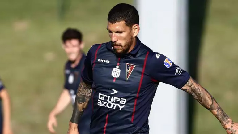 Συνεχίζει στην Πολωνία ο Τριανταφυλλόπουλος Συνεχίζει στην Πολωνία ο Τριανταφυλλόπουλος