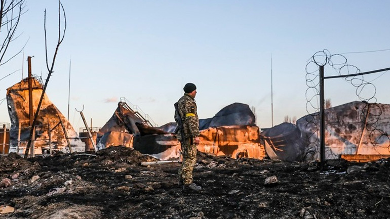 Εννέα τραυματίες από ρωσικό αεροπορικό πλήγμα στο Μικολάιφ Εννέα τραυματίες από ρωσικό αεροπορικό πλήγμα στο Μικολάιφ