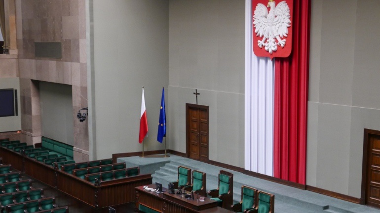 Η Βαρσοβία παρακολουθεί την κατάσταση στο σύνορο με την Λευκορωσία