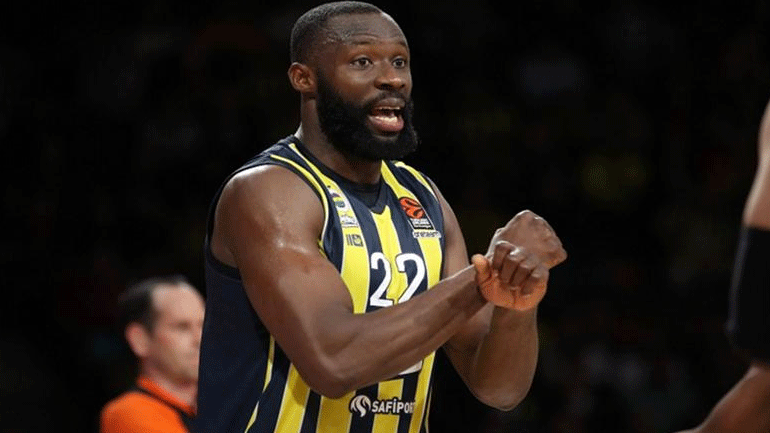 Μπάσκετ: Στην ΤΣΣΚΑ Μόσχας ο Τόνι Τζεκίρι