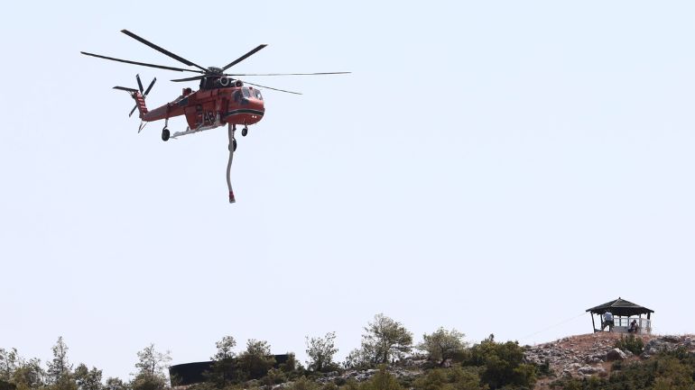 Ενημέρωση Πυροσβεστικής: «79 πυρκαγιές διαχειρίζονται οι πυροσβεστικές δυνάμεις σε όλη την επικράτεια»