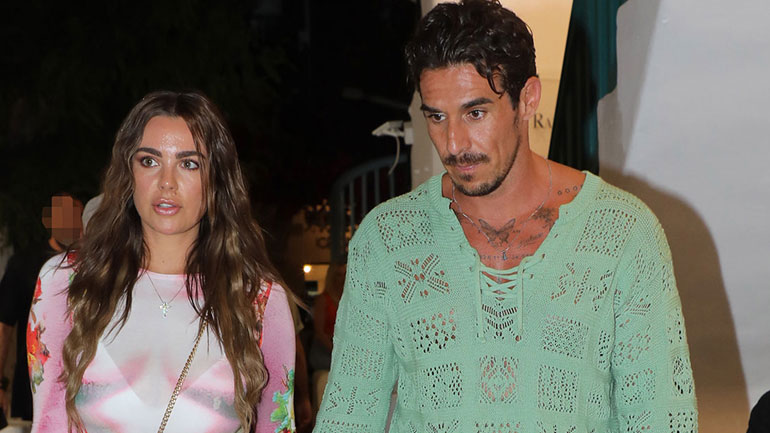 Nadine Mirada-Mohamed Aidi: Τα νυχτοπερπατήματα του ζευγαριού στη Μύκονο