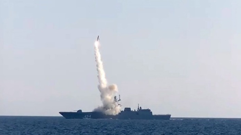 «Άσκηση» της Ρωσίας στη Μαύρη Θάλασσα, εκτοξεύθηκαν πύραυλοι κατά πλοίων
