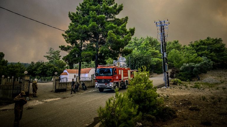Περιφερειάρχης Νοτίου Αιγαίου: «Ζούμε τραγικές στιγμές στη Ρόδο»