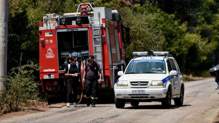 ΕΛΑΣ: 150 αστυνομικοί συνδράμουν στις πυρκαγιές στην Ρόδο