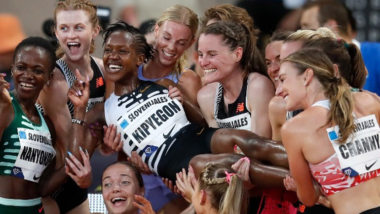 Η μητρότητα έφερε σερί παγκόσμιων ρεκόρ για την Κενυάτισα Φέιθ Κιπιεγκόν