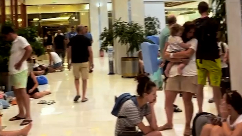 Μεταφορά τουριστών σε ξενοδοχεία της Ρόδου