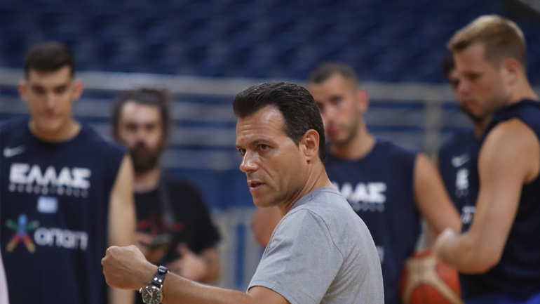 Ιτούδης: «Θέλει να βοηθήσει ο Γιάννης, έχει κάνει μια επέμβαση και θα πάρει χρόνο»