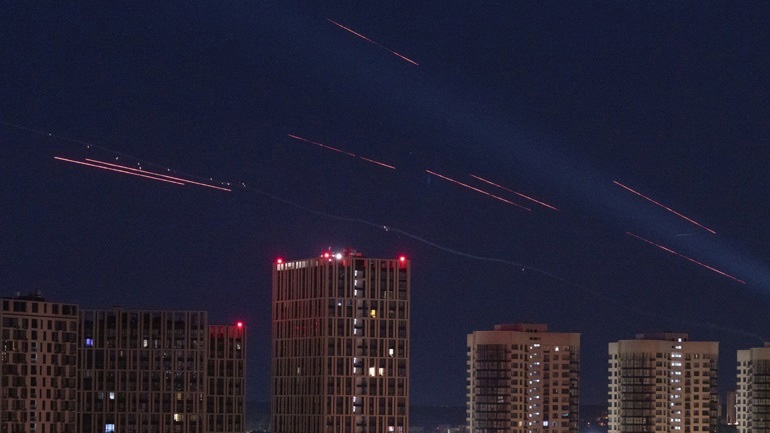 Αεροπορική επιδρομή της Ρωσίας στο Κίεβο