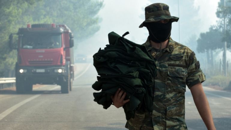 Συνδρομή Ενόπλων Δυνάμεων στα μέτωπα των πυρκαγιών σε όλη την Ελλάδα