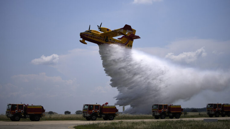 Γαλλία: Πυρκαγιά κοντά στο αεροδρόμιο της Νίκαιας