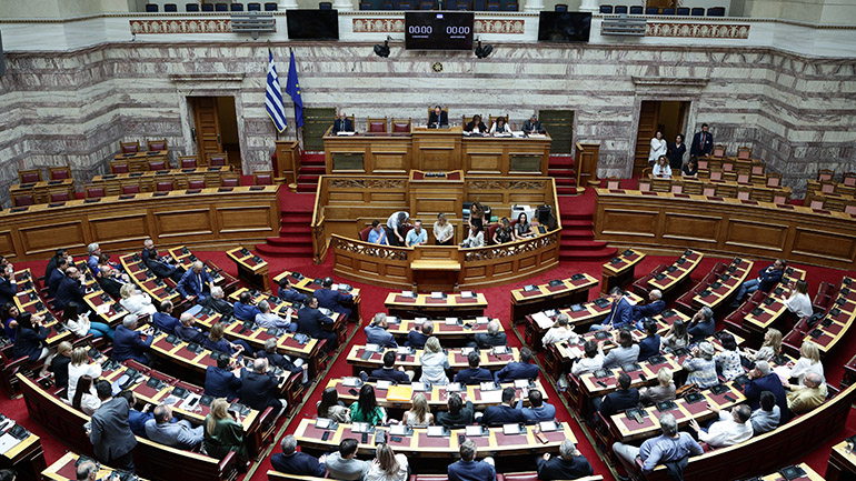Βουλή: Συνεχίζεται σήμερα, για δεύτερη ημέρα, η συζήτηση του νομοσχεδίου για την ψήφο των Ελλήνων του εξωτερικού