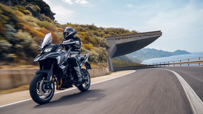 Ανακοινώθηκαν οι τιμές των Benelli TRK 702 & 702 X με δώρο λανσαρίσματος τις βαλίτσες αλουμινίου