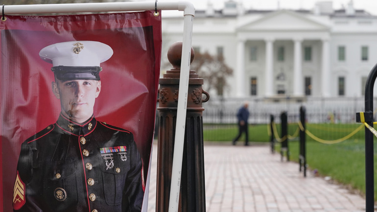 Πρώην πεζοναύτης των ΗΠΑ τραυματίστηκε σε μάχη στην Ουκρανία – Αποφυλακίστηκε το 2022 από τη Ρωσία