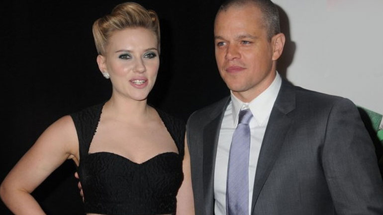 Ο Ματ Ντέιμον αποκαλύπτει γιατί το φιλί της Σκάρλετ Γιόχανσον ήταν «κόλαση»