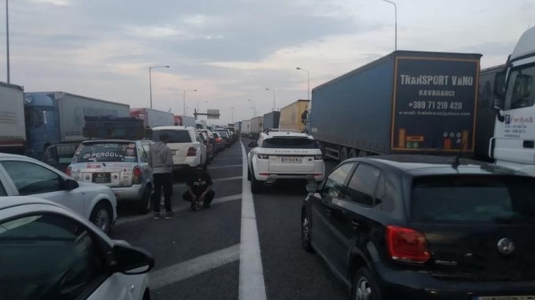 Πάνω από τριάντα έξι τόνοι ακατάλληλων προϊόντων εντοπίστηκαν στο Τελωνείο των Κήπων Πάνω από τριάντα έξι τόνοι ακατάλληλων προϊόντων εντοπίστηκαν στο Τελωνείο των Κήπων