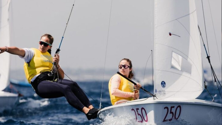 Ιστιοπλοΐα: «Αγγίζουν» το χρυσό Παγκόσμιο 420 οι Κερκέζου-Γιαννούλη