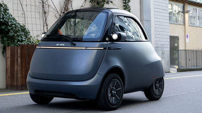 Στην Ελλάδα το λιλιπούτειο Microlino: Ηλεκτρικό nanocar με αυτονομία 230 χλμ. και τελική 90χλμ./ώρα – Δείτε τις τιμές