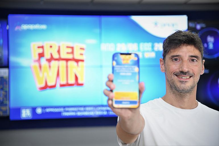 Γιάννης Κοκκώδης ιδιοκτήτης καταστήματος ΟΠΑΠ επί της οδού Σμύρνης 102 στη Νέα Ιωνία.