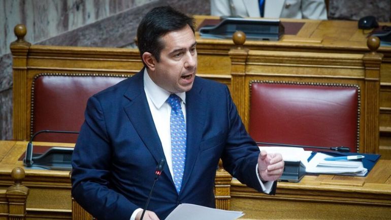 Παραιτήθηκε ο Νότης Μηταράκης