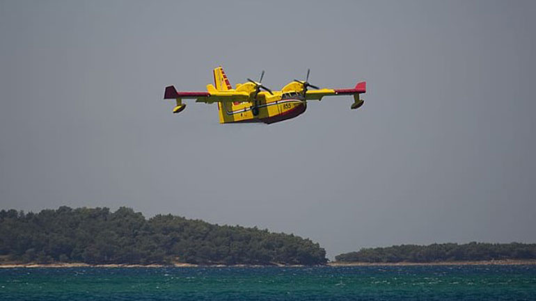 Πυρκαγιά στο νησί Τσιόβο της Κροατίας