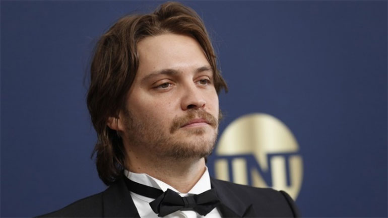 Ο Λουκ Γκράιμς δηλώνει μεγάλος θαυμαστής του Χιου Γκραντ