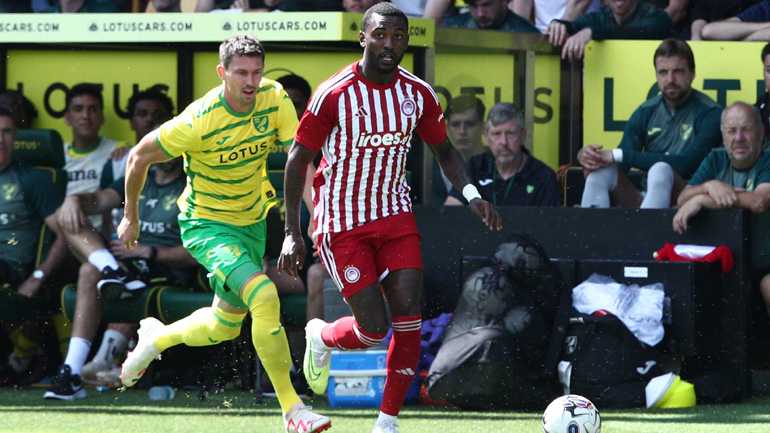 Μέτρια εμφάνιση και φιλική ήττα με 2-0 για τον Ολυμπιακό από τη Νόριτς