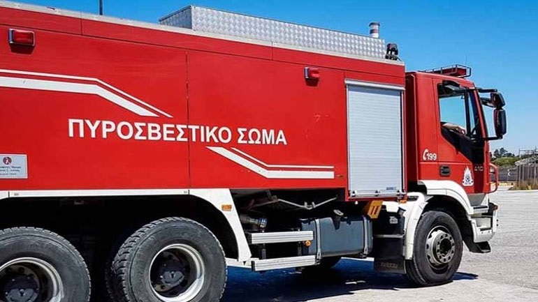 Πυρκαγιά στον Βαρνάβα Αττικής