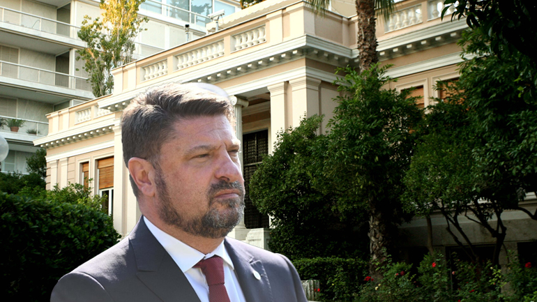 Στο Μέγαρο Μαξίμου ο Νίκος Χαρδαλιάς