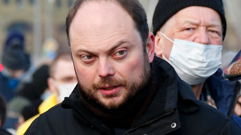 Ο αντιπολιτευόμενος Ρώσος πολιτικός Καρά-Μουρζά έχασε την έφεση κατά της καταδικαστικής απόφασης για προδοσία