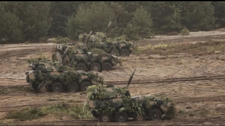 Η Πολωνία στέλνει περισσότερο στρατό στα σύνορα με τη Λευκορωσία