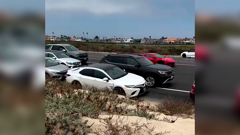 Εξυπνάκιας οδηγός βρήκε τον μάστορα του! Λέτε να αλλάξει μυαλά;