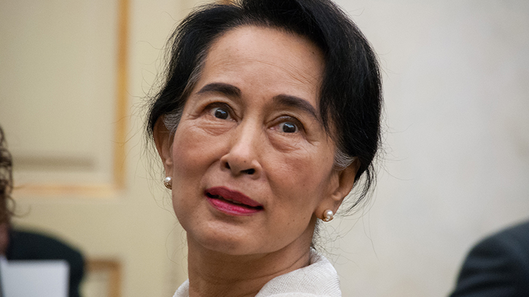 Μερική χάρη δόθηκε στην πρώην ηγέτιδα της Μιανμάρ – Μειώθηκε η ποινή της