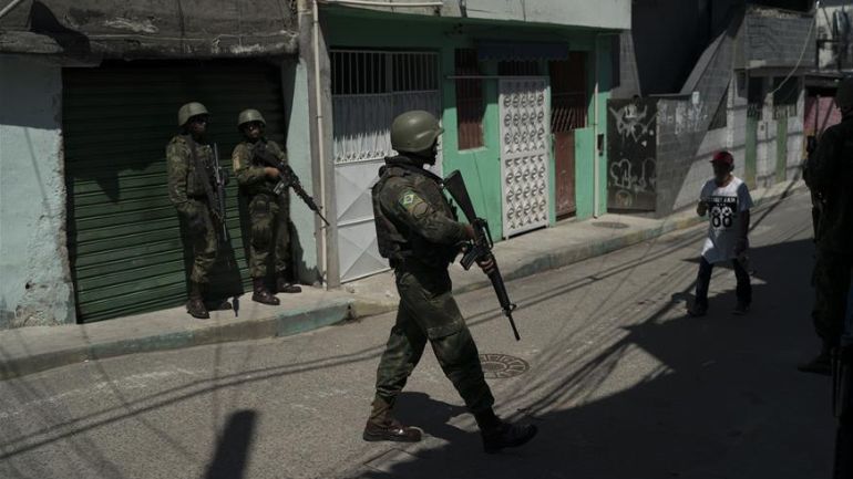 Βραζιλία: 13 νεκροί από αστυνομική επιχείρηση σε φαβέλες του Ρίο