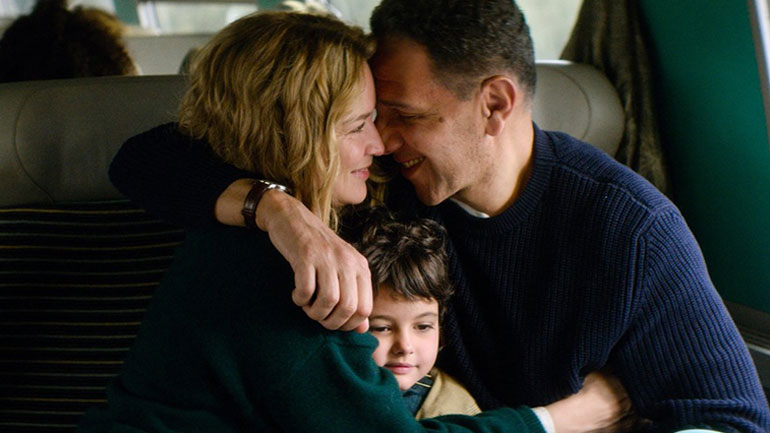 «Τα Παιδιά των Άλλων»: Η νέα ταινία της Ρεμπέκα Ζλοτόφσκι με τη Βιρζινί Εφιρά