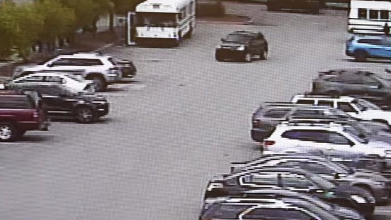 Βόρεια Καρολίνα: Παραδόθηκε στην αστυνομία ο οδηγός αυτοκινήτου που παρέσυρε μετανάστες σε χώρο στάθμευσης πολυκαταστήματος