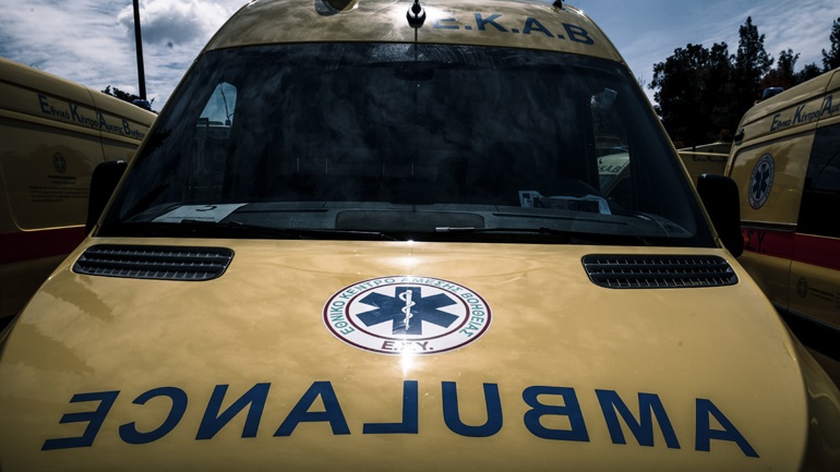 Ηράκλειο: Σοβαρό τροχαίο στον Άγιο Νικόλαο – Σε κρίσιμη κατάσταση 30χρονη γυναίκα