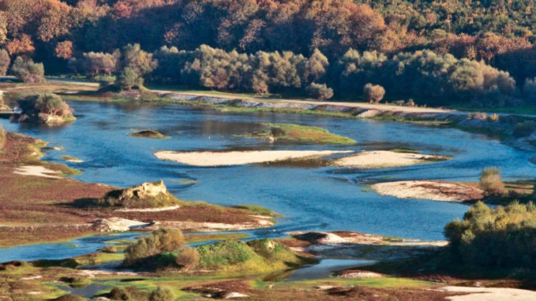 Βέροια: Νεκρός βρέθηκε ο Σουδανός που είχε πάει για κολύμπι στον Αλιάκμονα