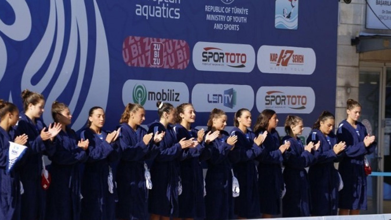 Πόλο: Φουλ για μετάλλιο στο ευρωπαϊκό η εθνική νεανίδων, 13-5 την Κροατία