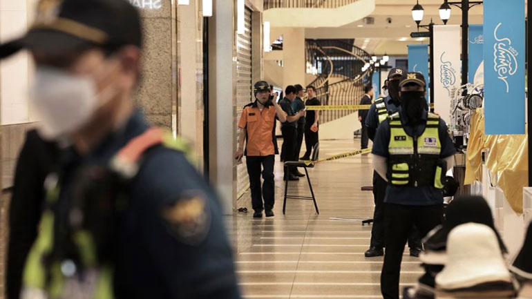 Νότια Κορέα: Τουλάχιστον ένας νεκρός από την επίθεση με μαχαίρι κοντά στη Σεούλ