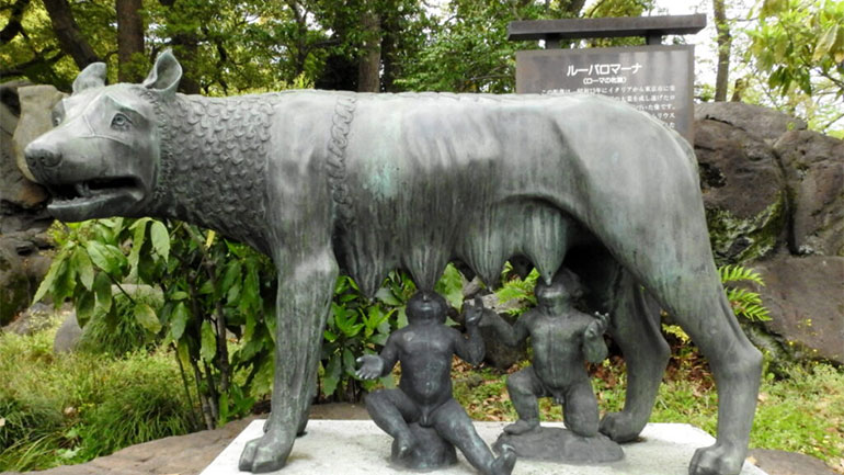 Λιβύη: Άγαλμα λύκαινας της ιταλικής αποικιοκρατικής περιόδου εντοπίστηκε έπειτα από δεκαετίες σε αγρόκτημα